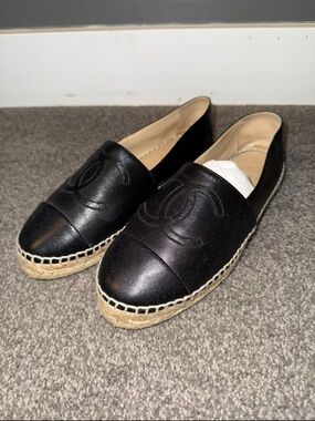 CHANEL Black Leather Espadrille Flats with Jute Sole